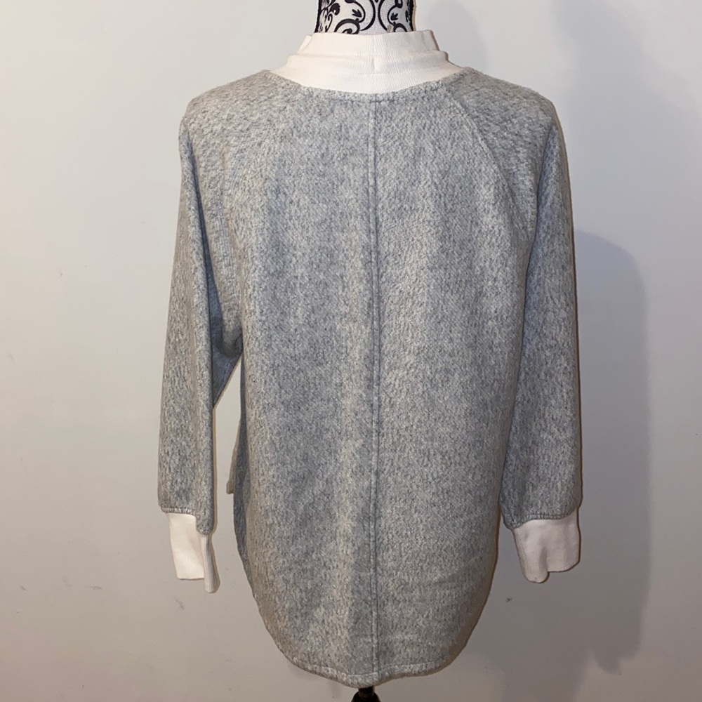 Lou & Grey Soft Knit Pullover in Gray & Cream Size XXS Oversized - Picture 7 of 13